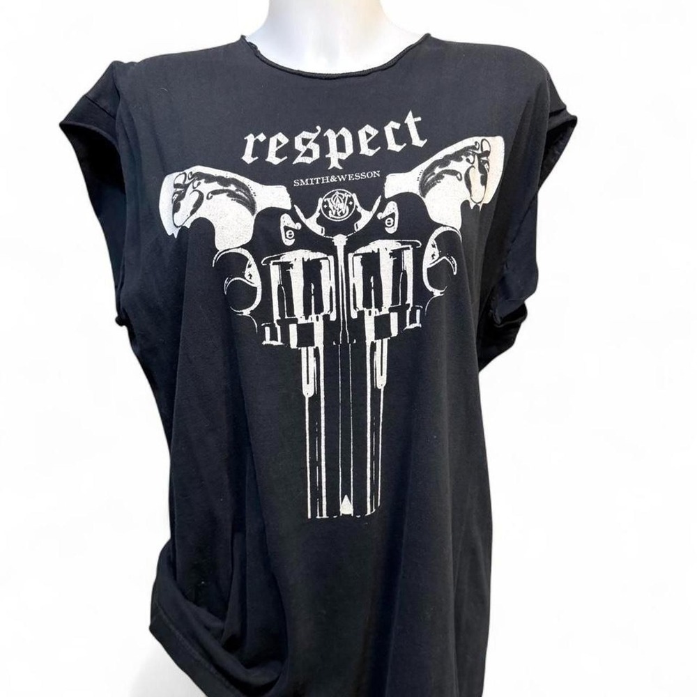 0052 Respect Smith and Wesson Sleeveless Tee